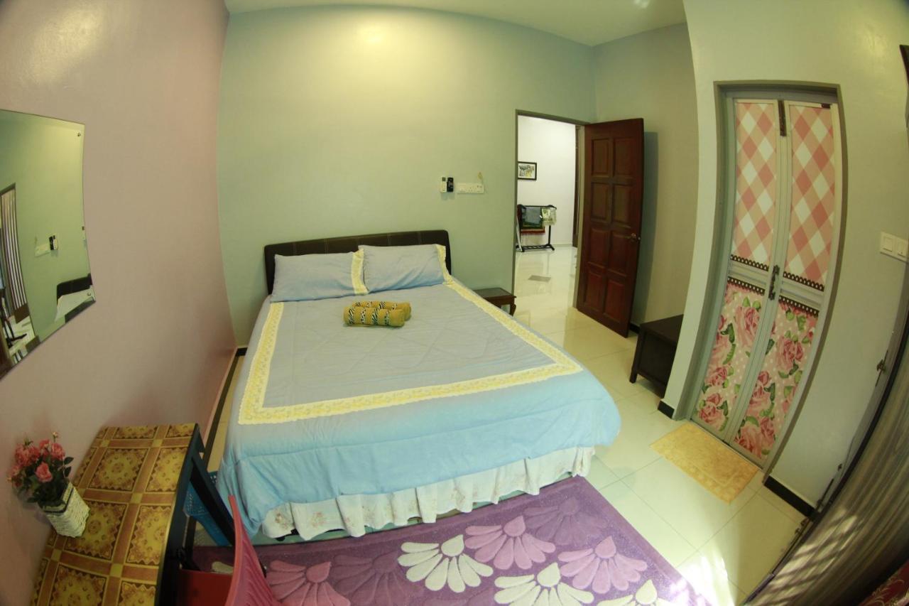 Twin Castle Homestay Kuala Pilah Kültér fotó