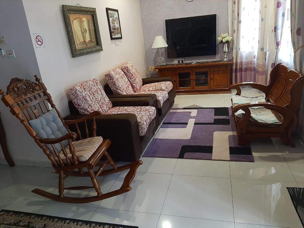 Twin Castle Homestay Kuala Pilah Kültér fotó