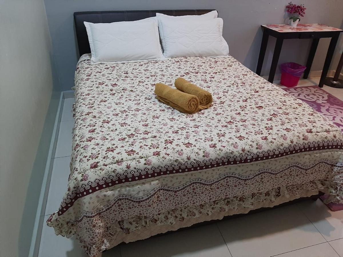 Twin Castle Homestay Kuala Pilah Kültér fotó