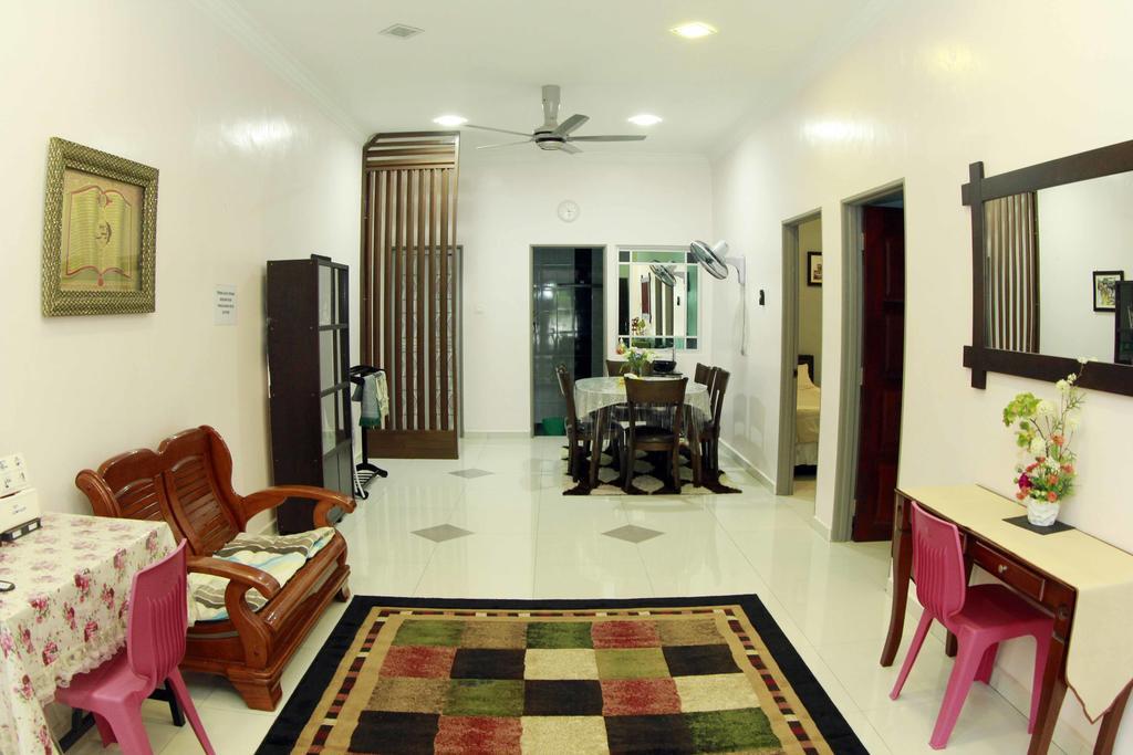Twin Castle Homestay Kuala Pilah Kültér fotó